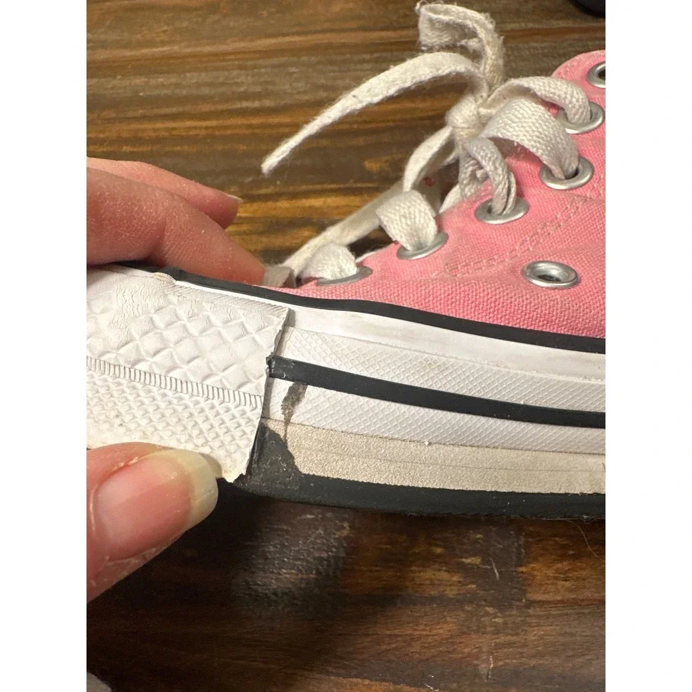 Kids Converse Chuck Taylor All Star High Top Pink Canvas Shoes‎ Size 4 Youth